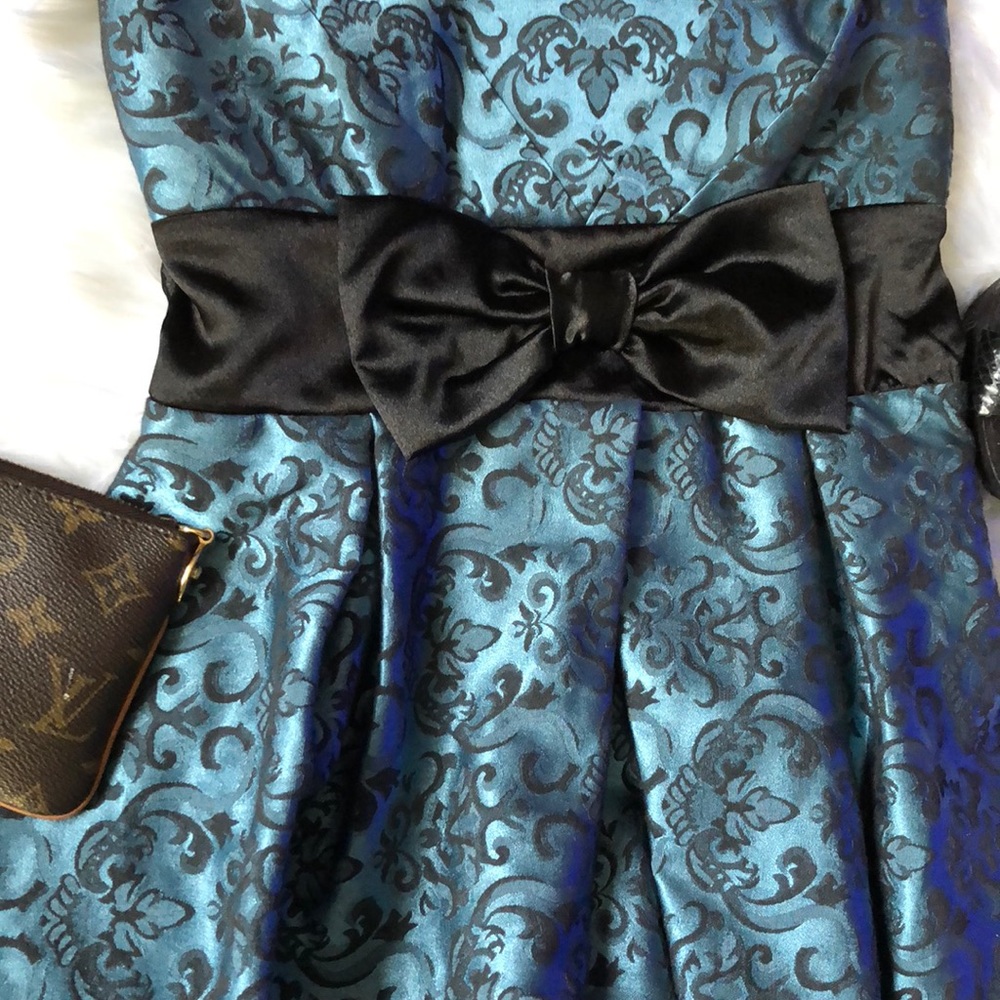 Speechless | Junior Floral Bow Ruffle Dress Size 3 - Picture 5 of 5